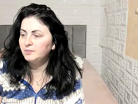 Lillian2 online show from 12, 3, 2025