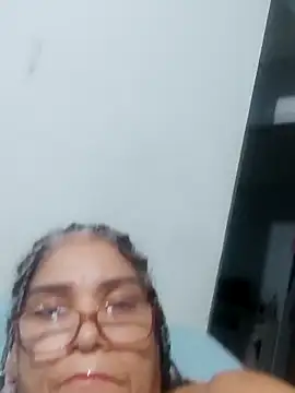 Delicy1 online show from 13, 2, 2025