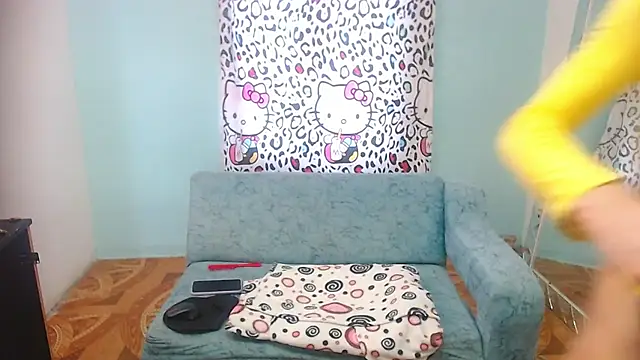 Snapshot of heidy_sweetts chatting on 13, 12, 2024 heidy sweetts online show from 13, 12, 2024