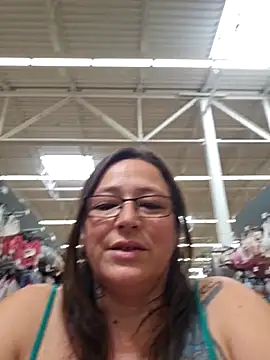 Snapshot of angelbaby1998 chatting on 24, 4, 2026 angelbaby1998 online show from 24, 4, 2026