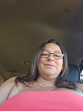 Snapshot of angelbaby1998 chatting on 4, 6, 2026 angelbaby1998 online show from 4, 6, 2026