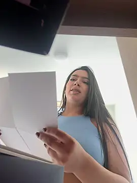 Nicollemays online show from 27, 2, 2026