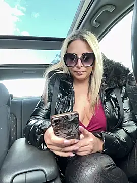 Cute Anissa online show from 25, 3, 2026