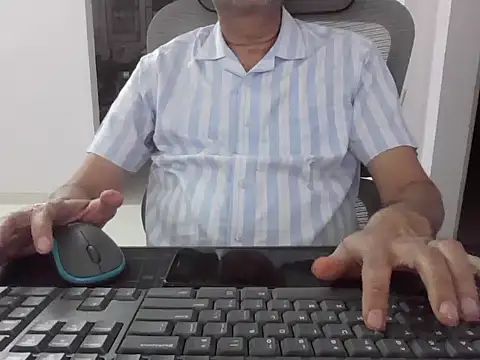 Snapshot of mrose8080 chatting on 23, 2, 2026 mrose8080 online show from 23, 2, 2026