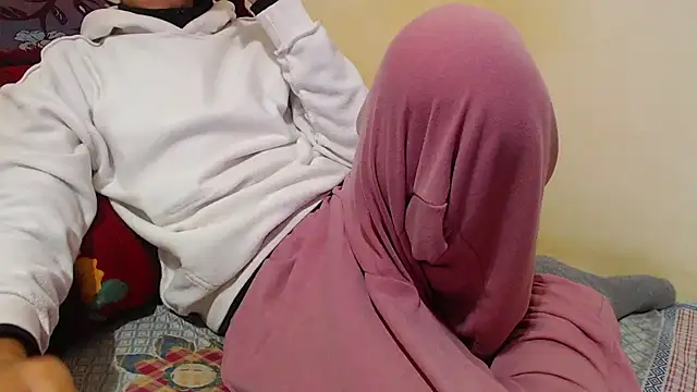 Alexdelarge323 online show from 6, 2, 2025