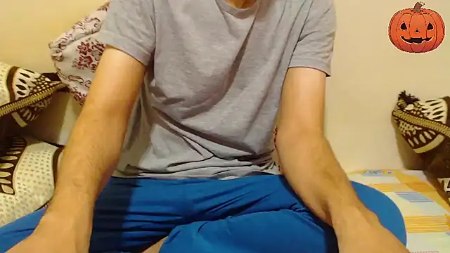 Alexdelarge323 online show from 2, 10, 2025