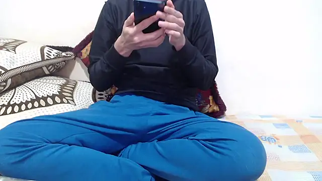 Alexdelarge323 online show from 2, 2, 2026