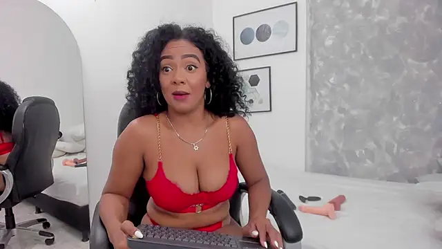 Snapshot of Tanisha__campbell chatting on 1, 2, 2025 Tanisha campbell online show from 1, 2, 2025