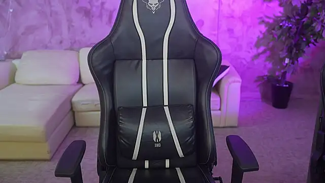 Jasmine Flow online show from 30, 11, 2025