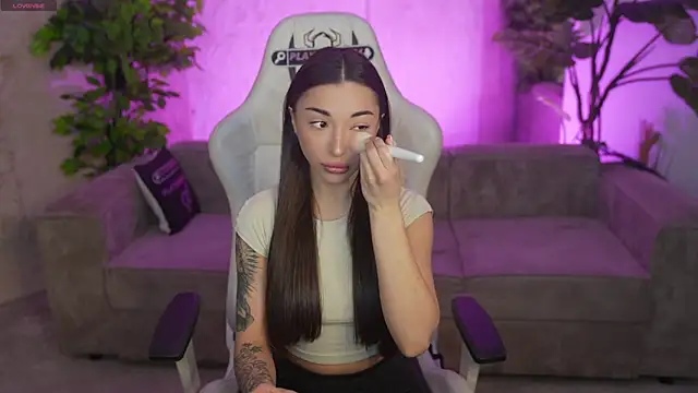 Jasmine Flow online show from 12, 4, 2026