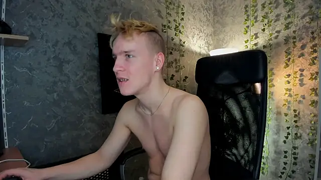 Snapshot of AlexxSweet chatting on 12, 1, 2025 AlexxSweet online show from 12, 1, 2025