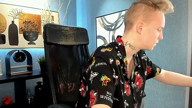 Snapshot of AlexxSweet chatting on 15, 3, 2025 AlexxSweet online show from 15, 3, 2025
