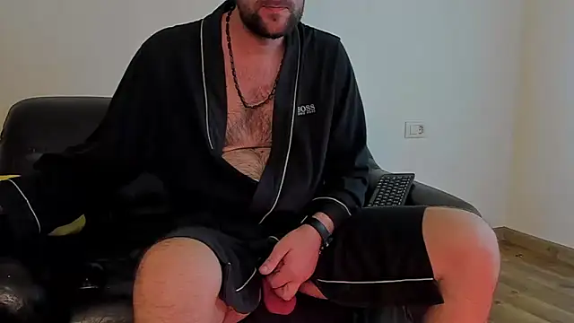 Snapshot of KingMalcom chatting on 13, 10, 2025 KingMalcom online show from 13, 10, 2025