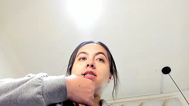 Snapshot of nalalye_cruzz_ chatting on 16, 3, 2025 nalalye cruzz online show from 16, 3, 2025