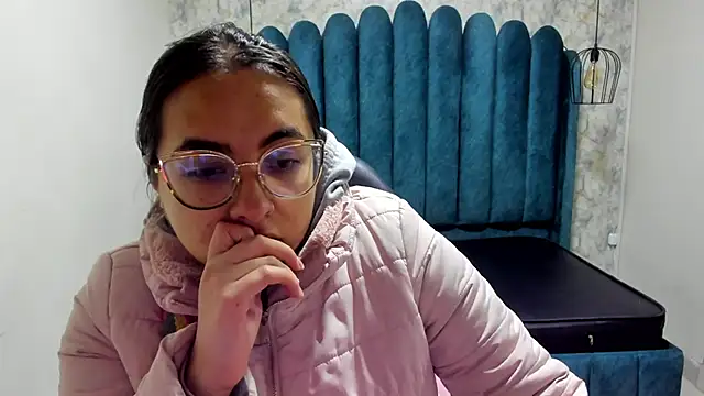 Snapshot of nalalye_cruzz_ chatting on 19, 9, 2025 nalalye cruzz online show from 19, 9, 2025