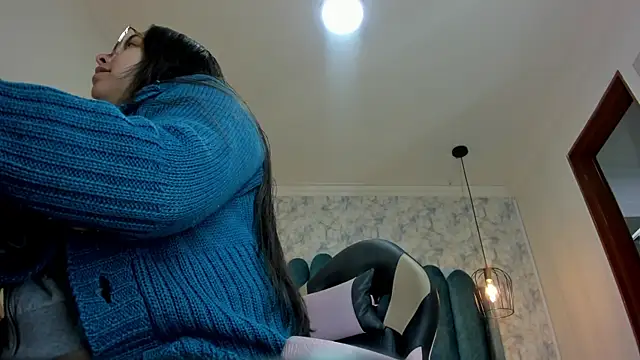 Snapshot of nalalye_cruzz_ chatting on 8, 10, 2025 nalalye cruzz online show from 8, 10, 2025