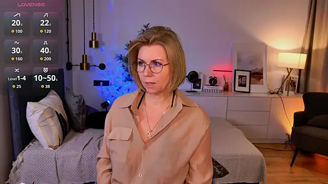 Annie Light online show from 1, 6, 2026