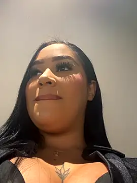 Snapshot of Luisa_Fernandaa chatting on 23, 11, 2025 Luisa Fernandaa online show from 23, 11, 2025