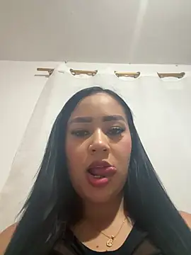 Snapshot of Luisa_Fernandaa chatting on 4, 2, 2026 Luisa Fernandaa online show from 4, 2, 2026