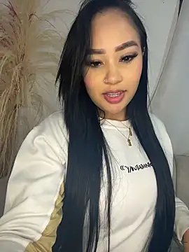 Luisa Fernandaa online show from 8, 3, 2026