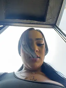 Luisa Fernandaa online show from 26, 3, 2026