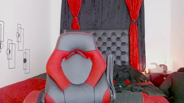 misslombana online show from 14, 9, 2025