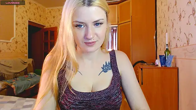Snapshot of MarySweetness chatting on 16, 2, 2025 MarySweetness online show from 16, 2, 2025