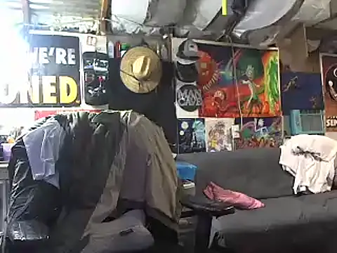 CloudDadddyyy420 online show from 3, 1, 2025