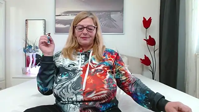 YulliaMilf online show from 27, 2, 2026