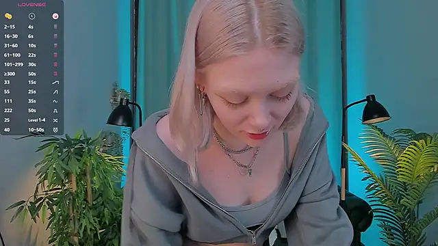 Snapshot of _Rude_Girl_ chatting on 16, 2, 2025 Rude Girl online show from 16, 2, 2025