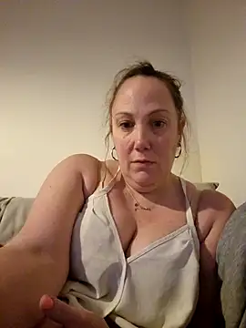 Snapshot of Wisie_Cutie chatting on 26, 1, 2025 Wisie Cutie online show from 26, 1, 2025