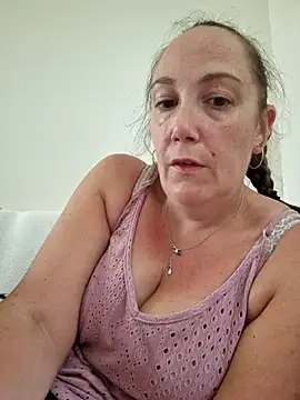 Snapshot of Wisie_Cutie chatting on 11, 9, 2025 Wisie Cutie online show from 11, 9, 2025