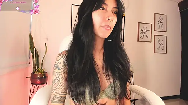 sara-lauren online show from 13, 1, 2025