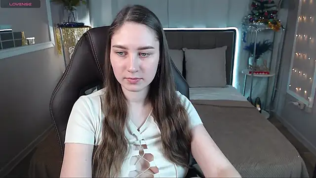 MollyBrams online show from 10, 12, 2024