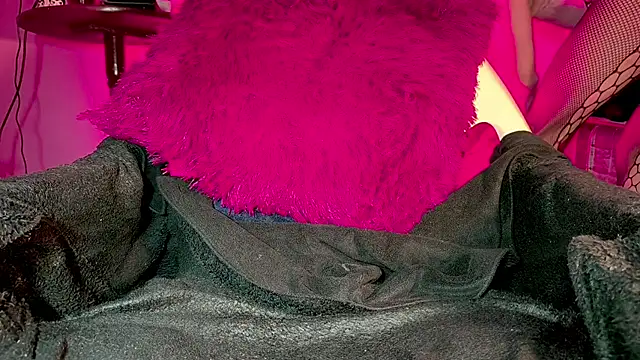 SEXYTRAV18 online show from 24, 2, 2026