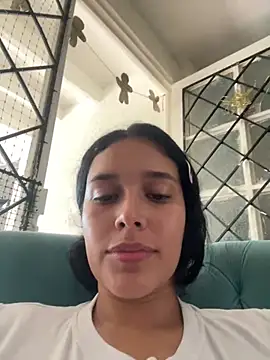 Snapshot of Annya-sweet chatting on 19, 2, 2025 Annya-sweet online show from 19, 2, 2025