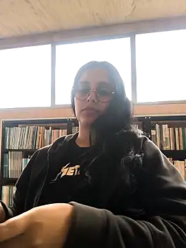 Snapshot of Annya-sweet chatting on 10, 9, 2025 Annya-sweet online show from 10, 9, 2025