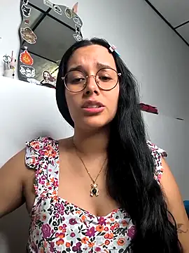 Snapshot of Annya-sweet chatting on 11, 9, 2025 Annya-sweet online show from 11, 9, 2025
