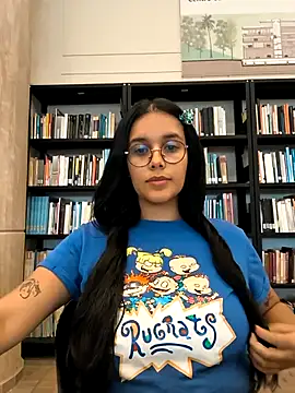 Snapshot of Annya-sweet chatting on 2, 10, 2025 Annya-sweet online show from 2, 10, 2025
