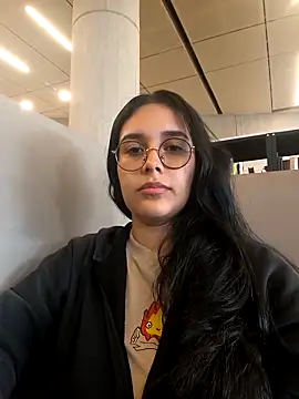 Snapshot of Annya-sweet chatting on 15, 10, 2025 Annya-sweet online show from 15, 10, 2025