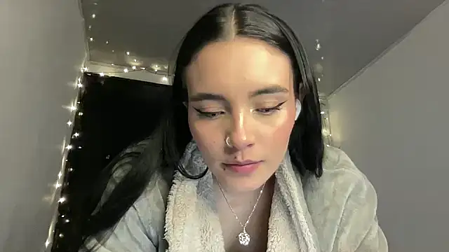 Snapshot of salome_polaniiee chatting on 24, 1, 2025 salome polaniiee online show from 24, 1, 2025