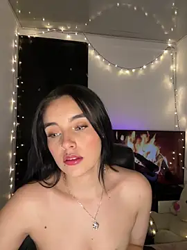 Snapshot of salome_polaniiee chatting on 7, 2, 2025 salome polaniiee online show from 7, 2, 2025