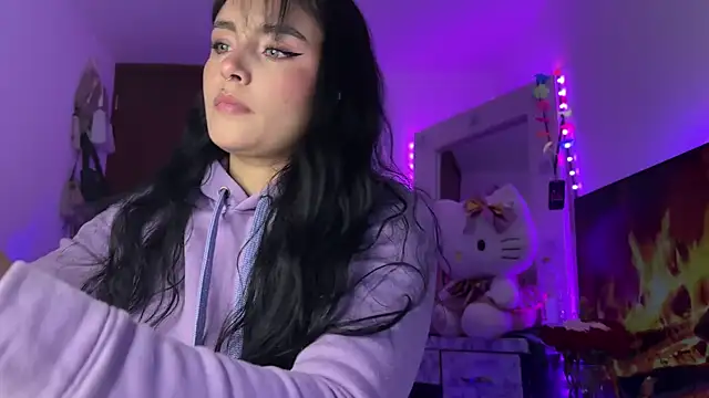 Snapshot of salome_polaniiee chatting on 2, 12, 2025 salome polaniiee online show from 2, 12, 2025