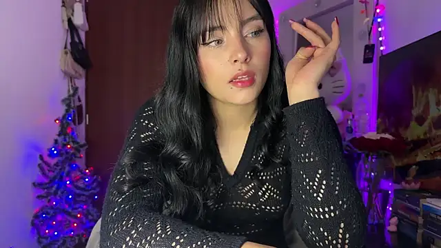 Snapshot of salome_polaniiee chatting on 4, 12, 2025 salome polaniiee online show from 4, 12, 2025