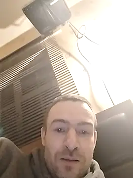 Erimyka online show from 3, 2, 2026