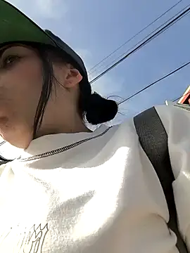 i am nina  online show from 14, 1, 2025