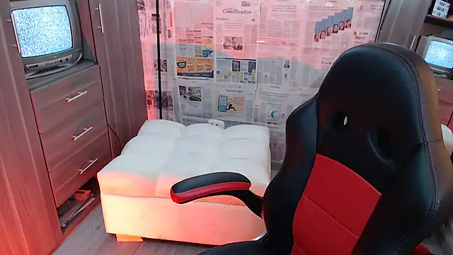 i am nina  online show from 10, 2, 2025