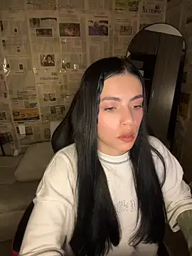 Snapshot of i_am_nina_ chatting on 4, 5, 2026 i am nina online show from 4, 5, 2026