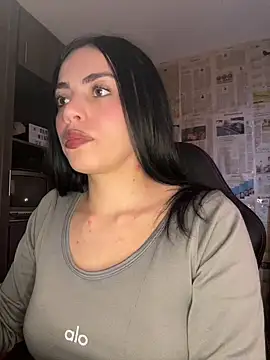 Snapshot of i_am_nina_ chatting on 28, 5, 2026 i am nina online show from 28, 5, 2026