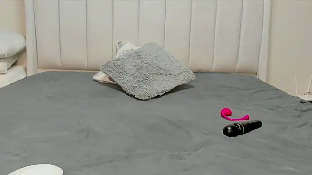  heavenlysent online show from 1, 4, 2026